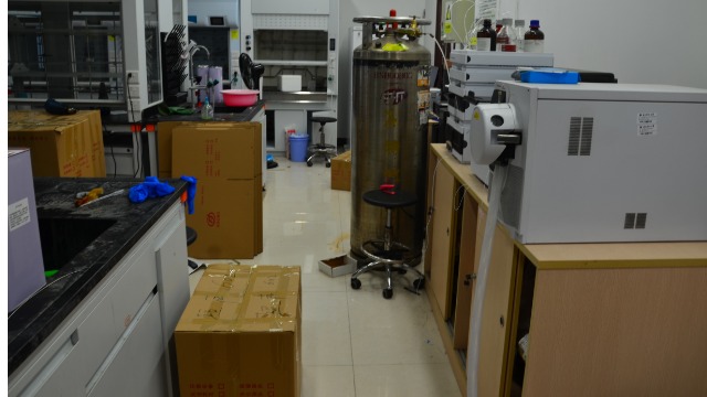 實(shí)驗(yàn)室搬遷找普通搬家公司可以嗎？幫德運(yùn)告訴您