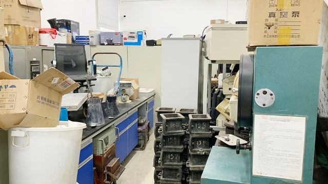 延安實(shí)驗(yàn)室搬遷公司與你一起共筑安全空間｜幫德運(yùn)