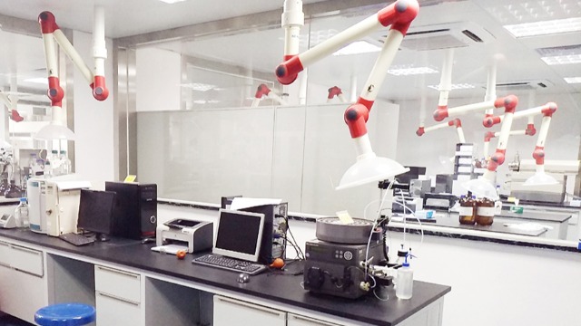 晉中實(shí)驗(yàn)室搬遷公司與幫德運(yùn)公司談FFU的優(yōu)勢(shì)