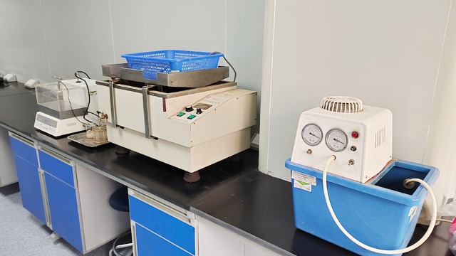 訥河市實(shí)驗(yàn)室設(shè)備搬遷為農(nóng)業(yè)發(fā)展服務(wù)