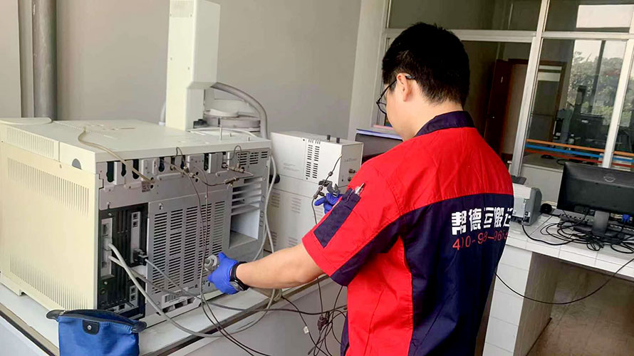 疾控中心儀器設(shè)備搬遷之安裝