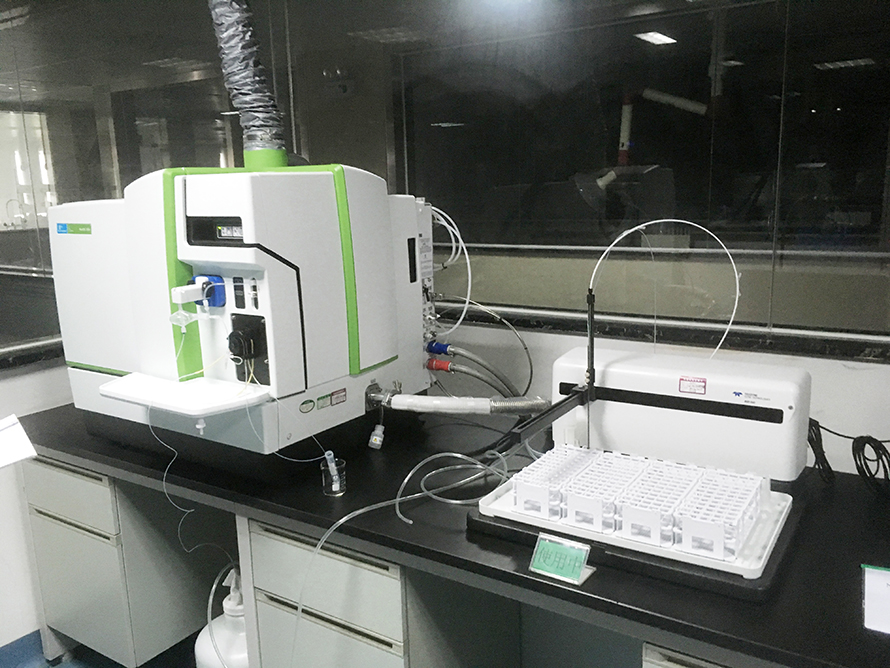 儀器設(shè)備搬運(yùn)