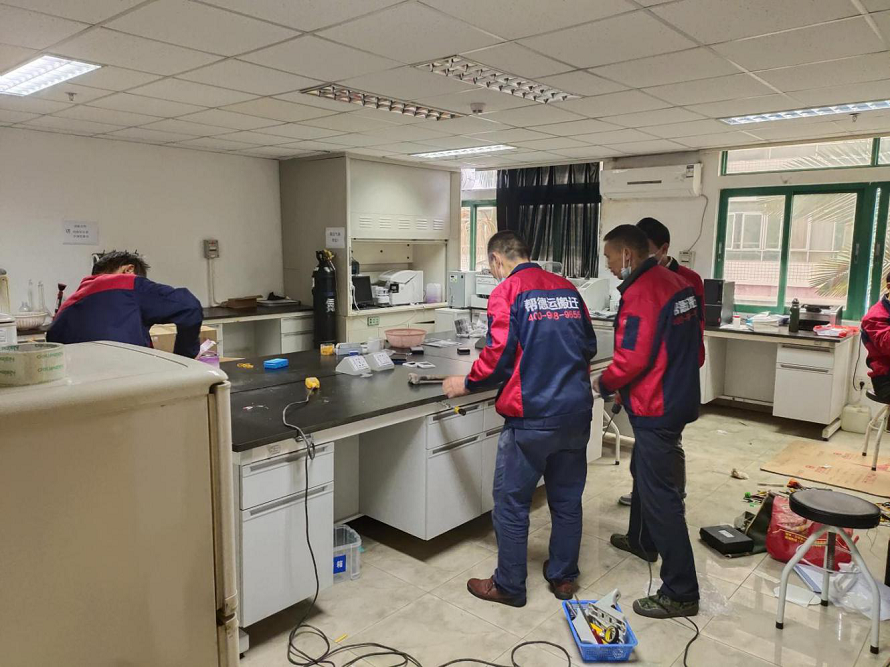 搬醫(yī)療器械 搬醫(yī)療器械