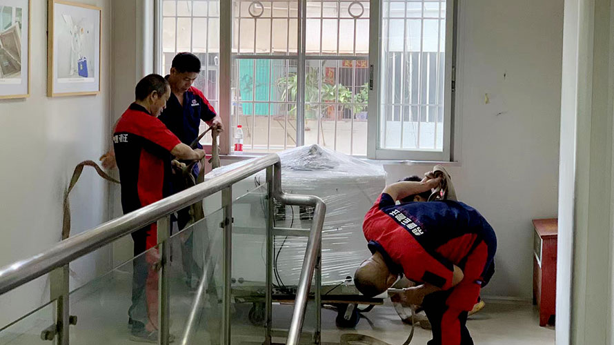 大型設(shè)備長(zhǎng)途搬遷