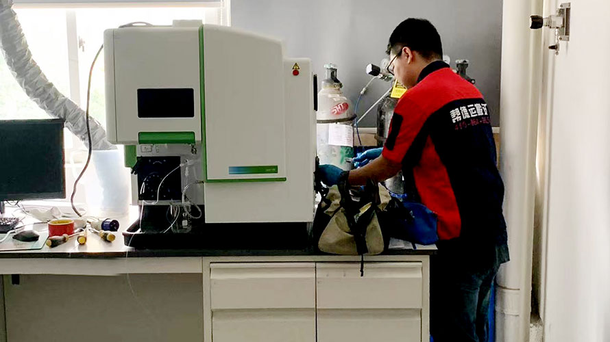 大型設(shè)備長途搬遷公司